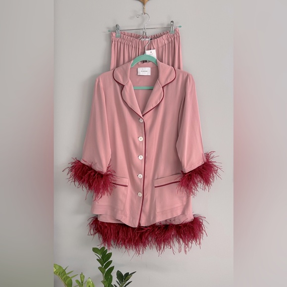 Sleeper Party Double Feathers Pajamas in Wine